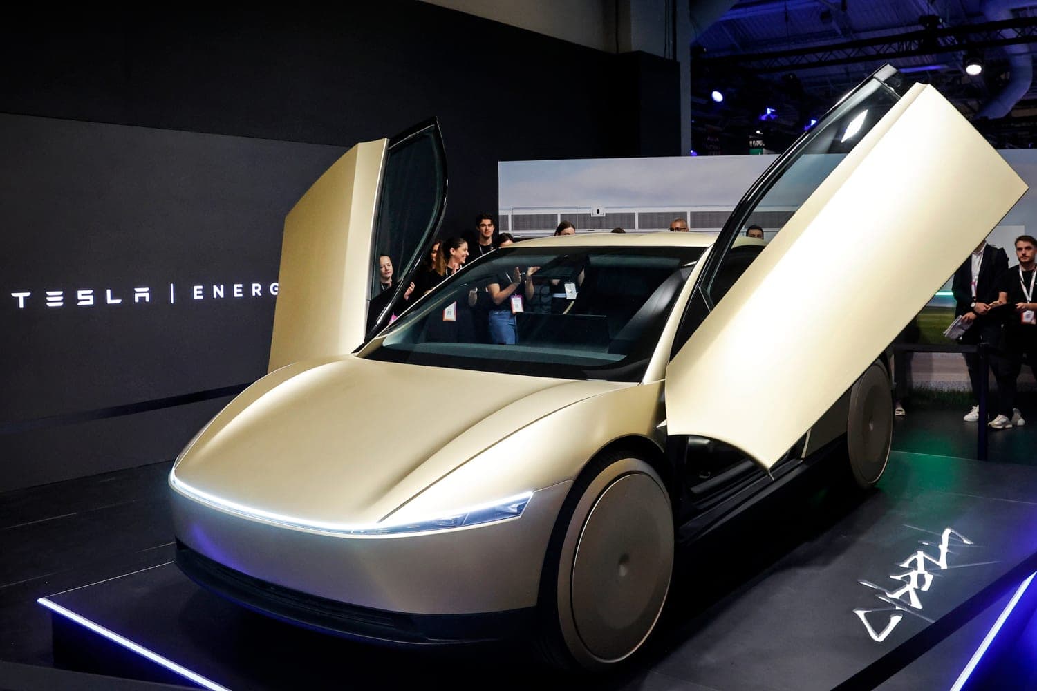 Nevada Approves Tesla, Uber, and Waymo for Up to 8,000 Robotaxis — But Even Tesla Says It Can't Hit Its Number