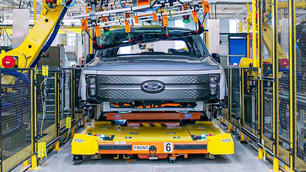 Ford Receives Record $9.2 Billion DOE Loan to Build Three EV Battery Factories