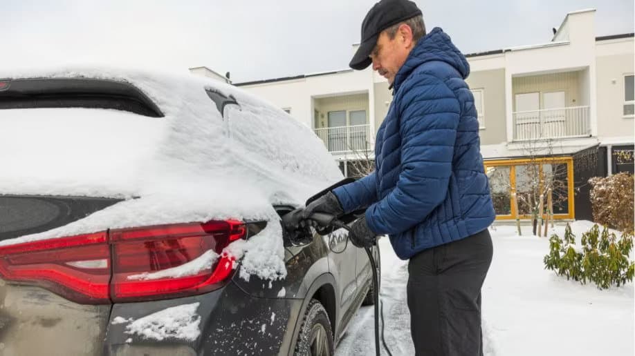 Top Tips and Tricks for Operating an Electric Vehicle (EV) in Winter