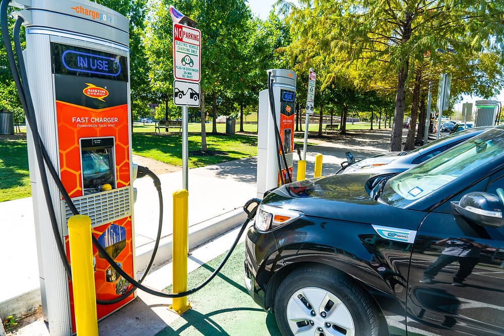 ChargePoint to Offer NACS Connector Options: Enhancing Flexibility in EV Charging Solutions