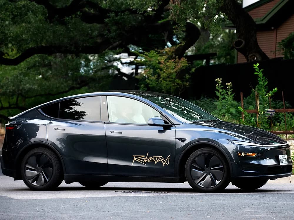 Tesla Expands Ride-Hailing Service to San Francisco Bay Area, Eyes Robotaxi Future